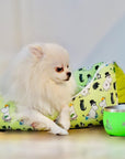Moomins Green Leaves Lit Chien par SohoPoms - Pom D'Azur
