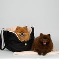 Load image into Gallery viewer, Sac de Transport pour chien Luxe et Confort Rose par SohoPoms
