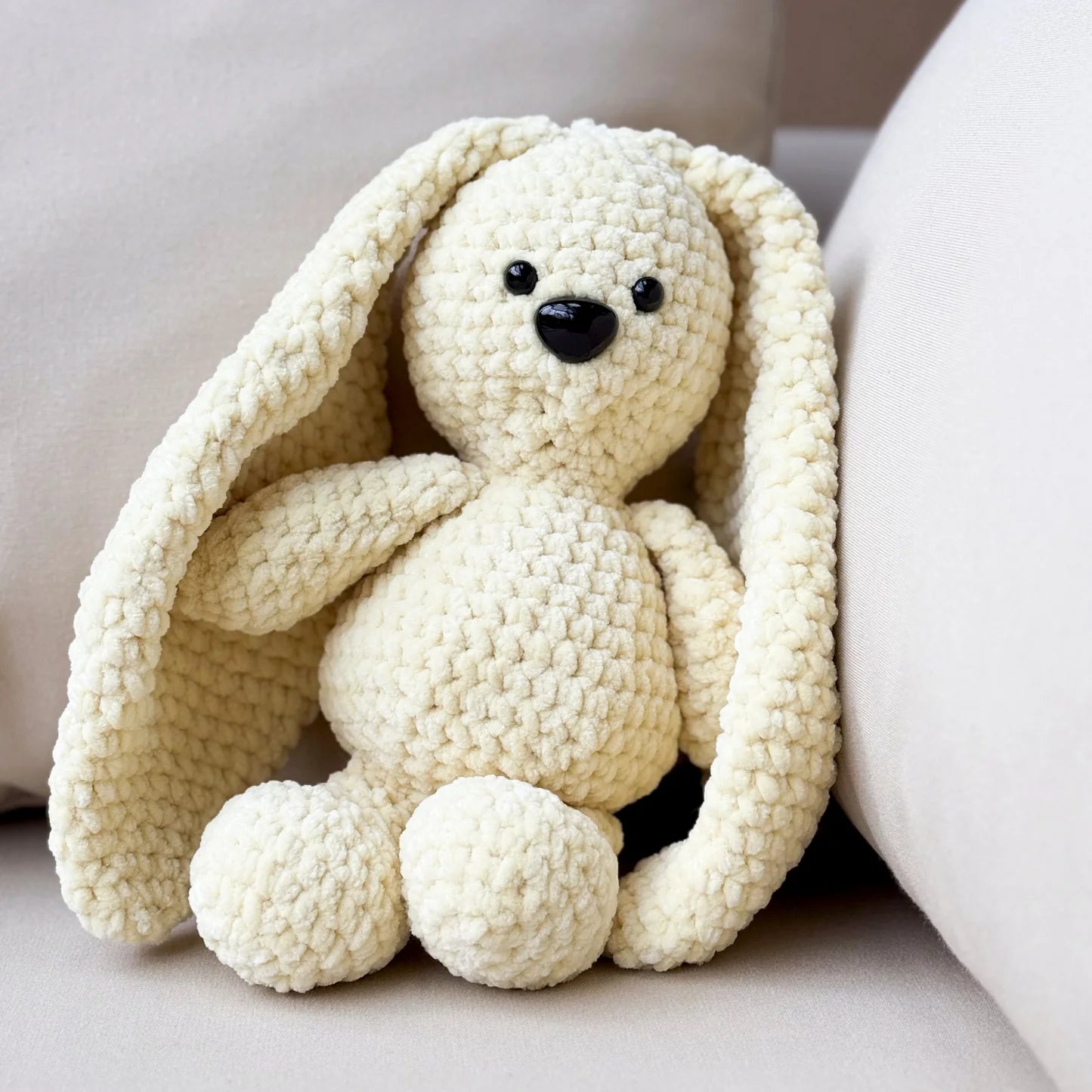Lapin en Laine Artisanale – Peluche Douce Faite Main